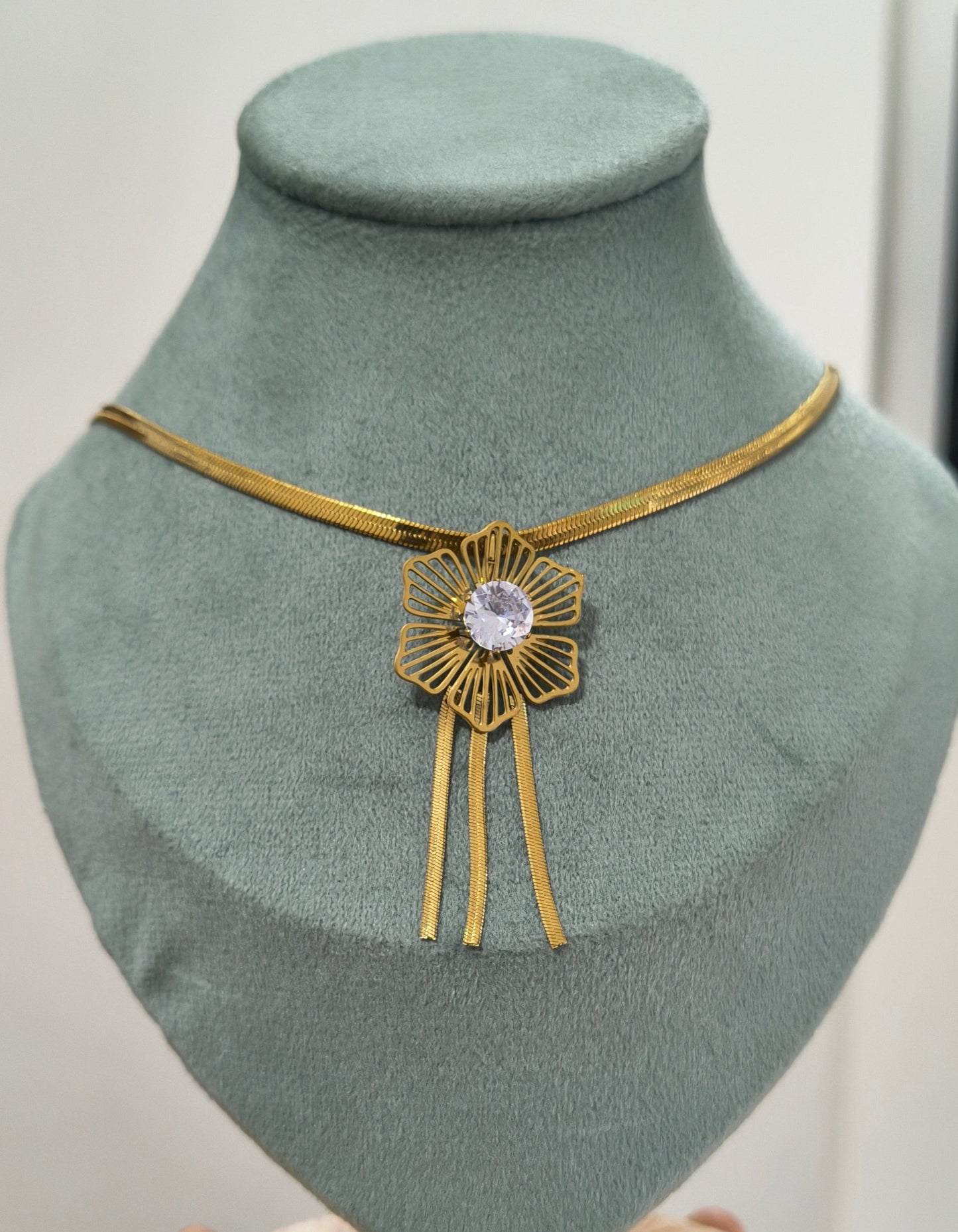 Anti Tarnish Floral Necklace Earring Combo Set 18K Gold Plated