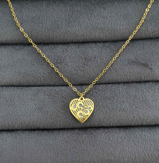 Anti Tarnish Geometric Heart Pendant Necklace 18K Gold