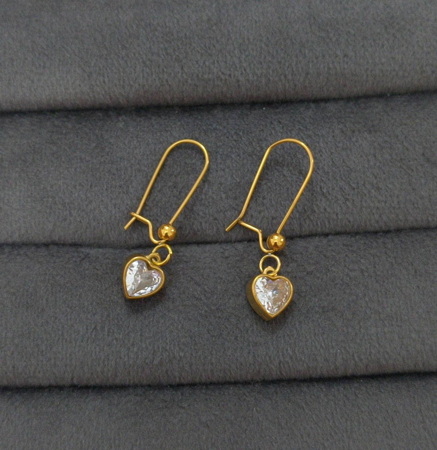 Anti Tarnish Gold Heart Dangle Earrings 18K Gold Plated
