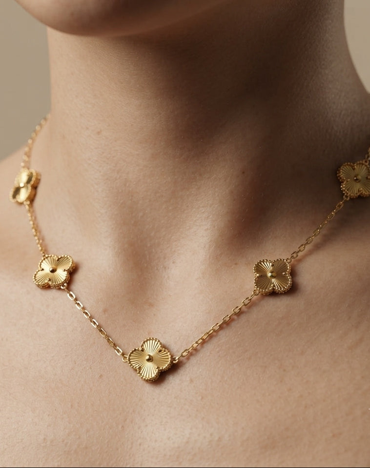 Anti Tarnish Golden Clover Chain Necklace 18K Gold Plated