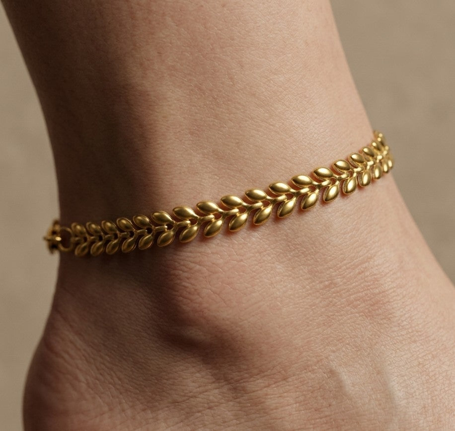 Anti Tarnish Golden Leaf Chain Anklet 18K Gold Plated