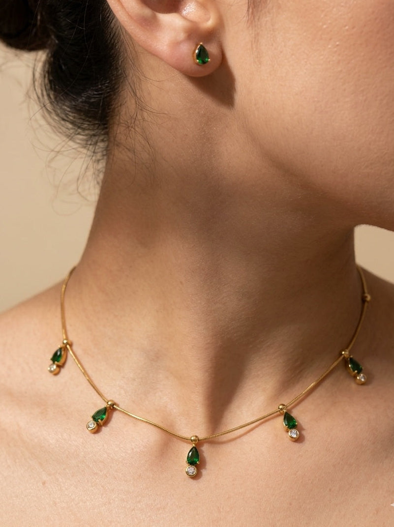 Anti Tarnish Green Teardrop Diamond Necklace With Earrings