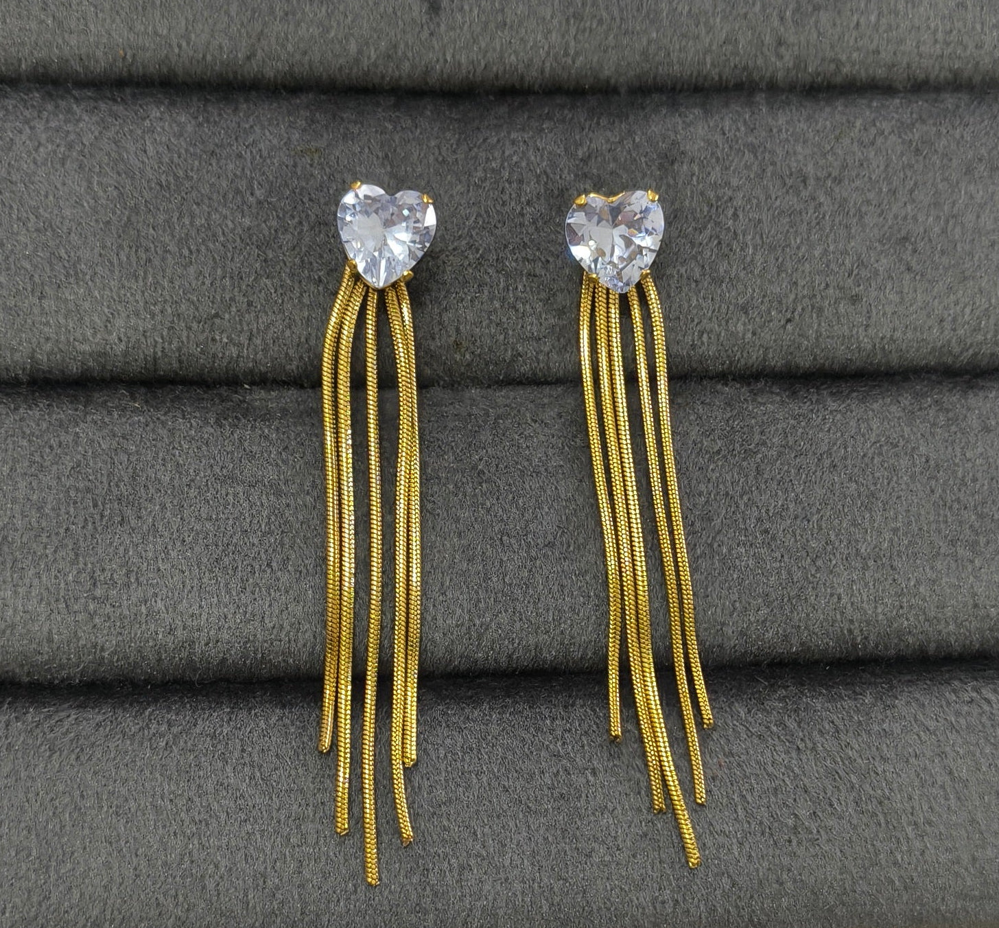 Anti Tarnish Heart Solitaire Party Earrings 18K Gold Plated