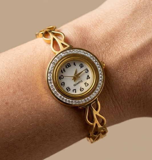 Anti Tarnish Leaf Style Openable Bracelet Watch 18K Gold Plated