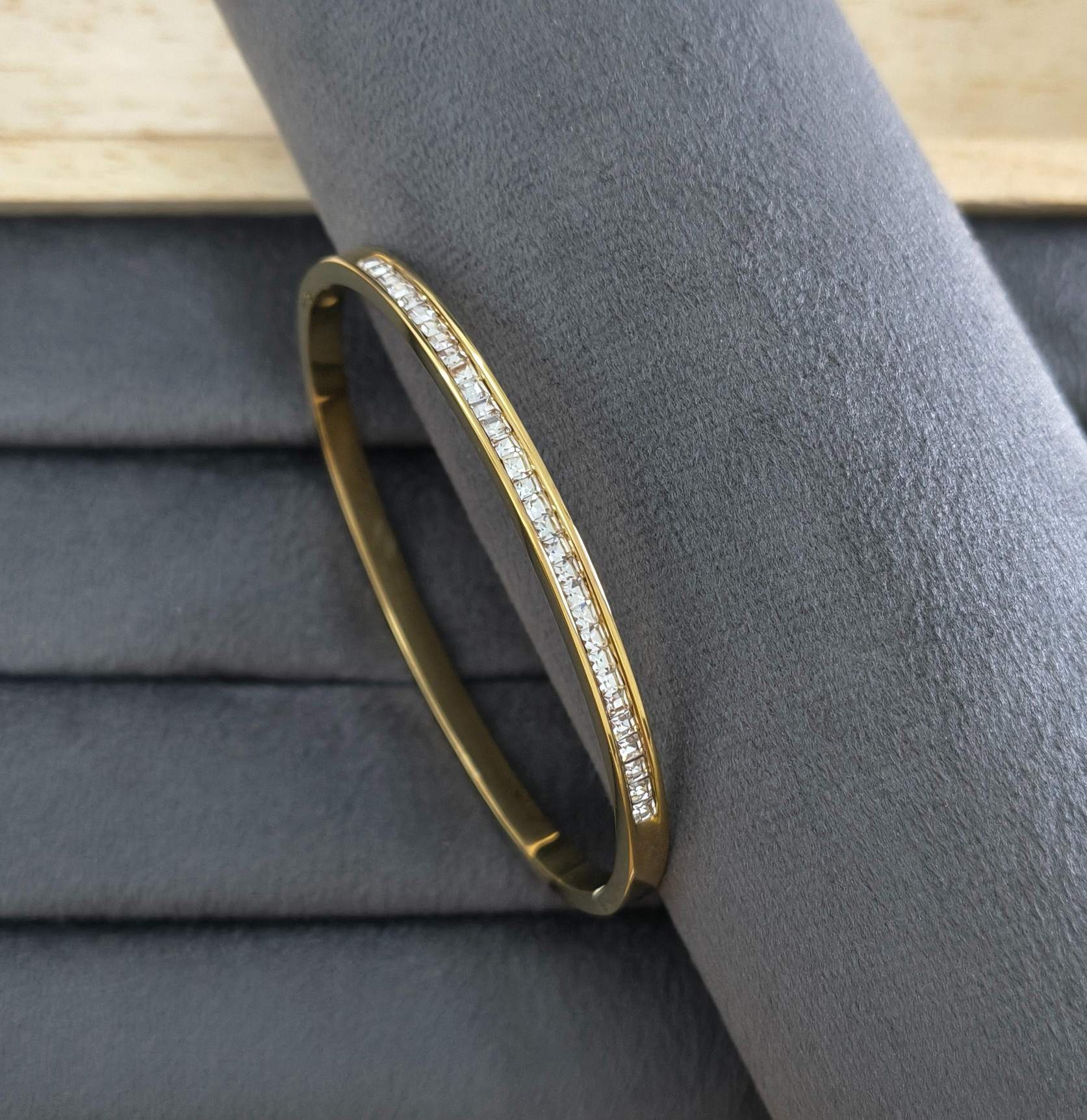 Anti Tarnish Line Of Stone Bracelet 18K Gold Plated