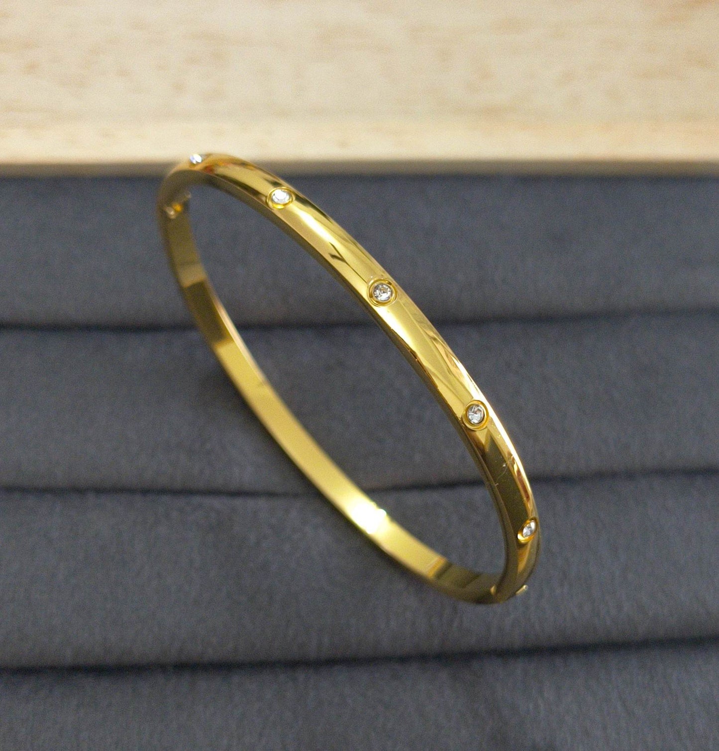 Anti Tarnish Luxury Aesthetic Bracelet 18K Gold Plated
