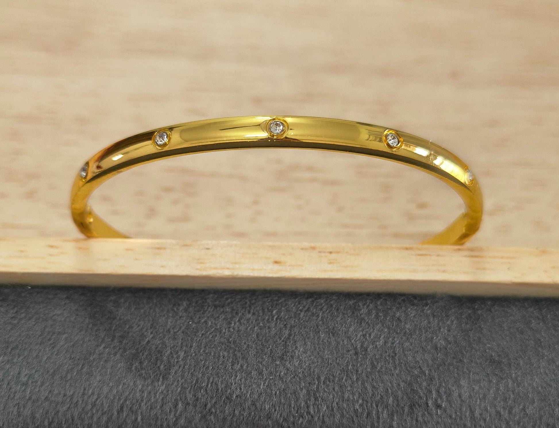 Anti Tarnish Luxury Aesthetic Bracelet 18K Gold Plated