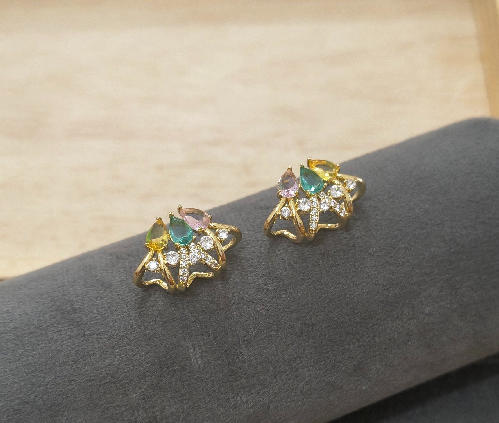 Anti Tarnish Multicolor Crown Stud Earrings 18K Gold Plated