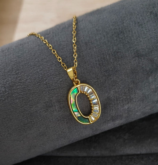 Anti Tarnish Necklace Acrylic Pendant 18K Gold Plated