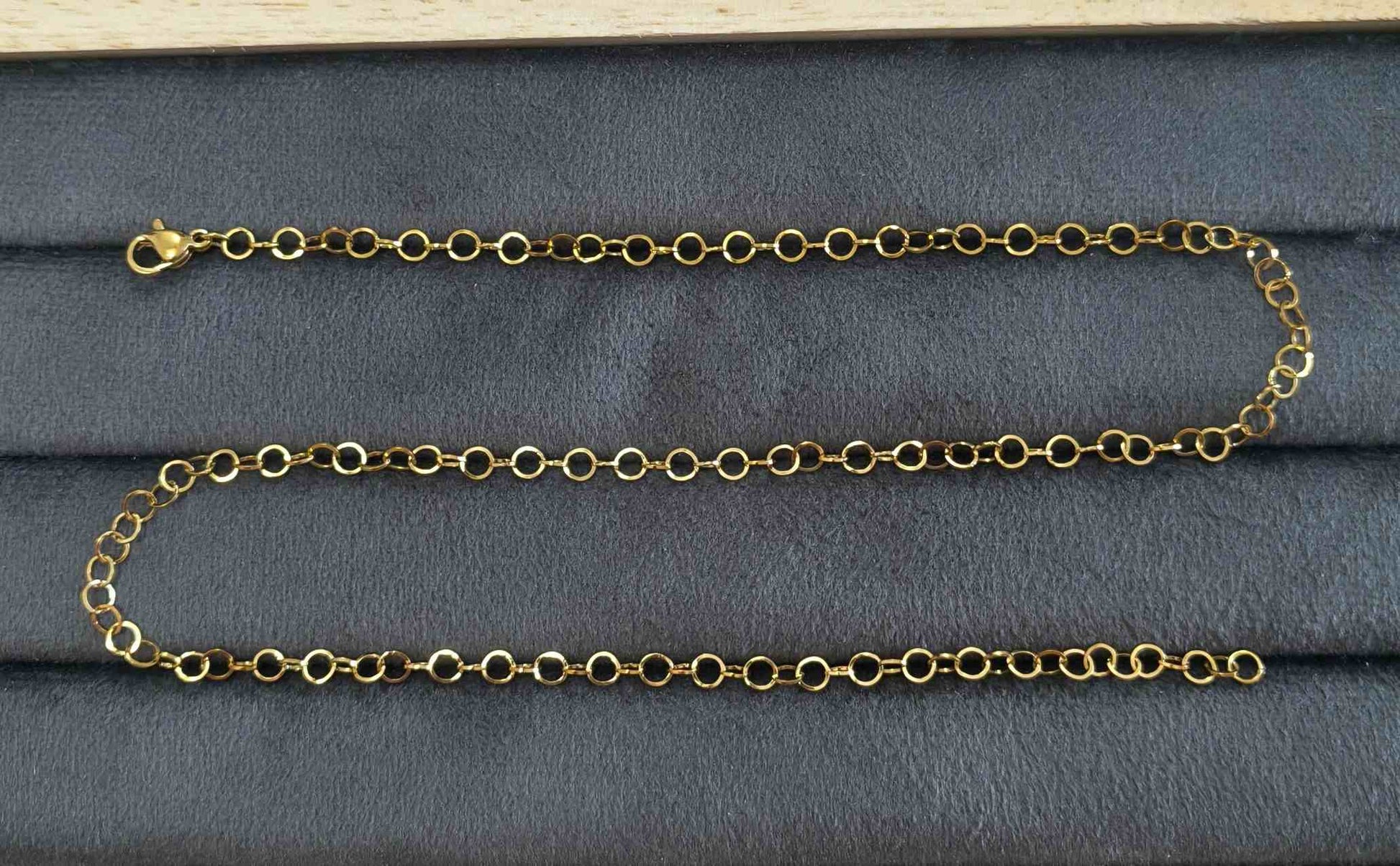 Anti Tarnish Necklace Circle Link Chain 18K Gold Plated