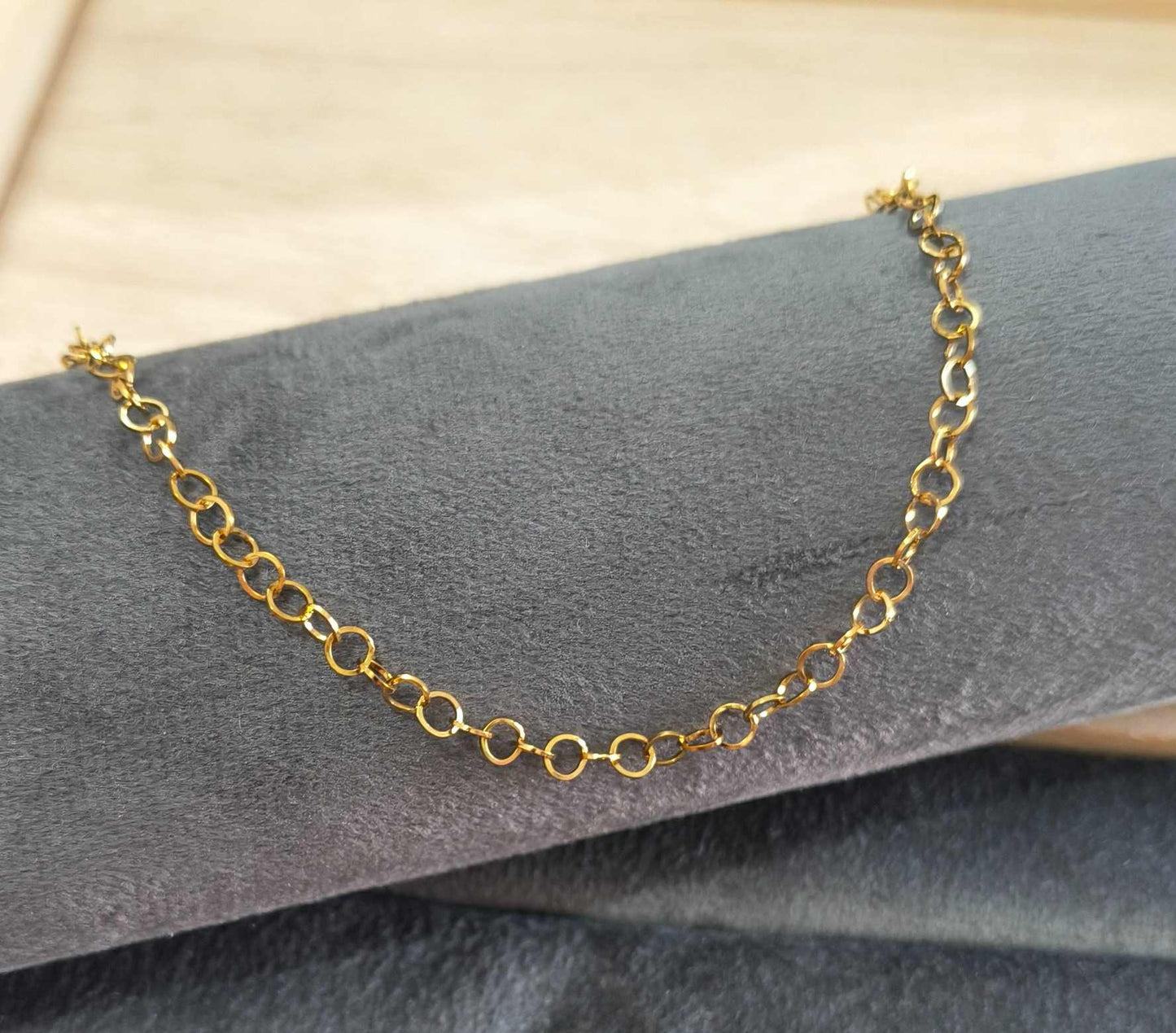 Anti Tarnish Necklace Circle Link Chain 18K Gold Plated