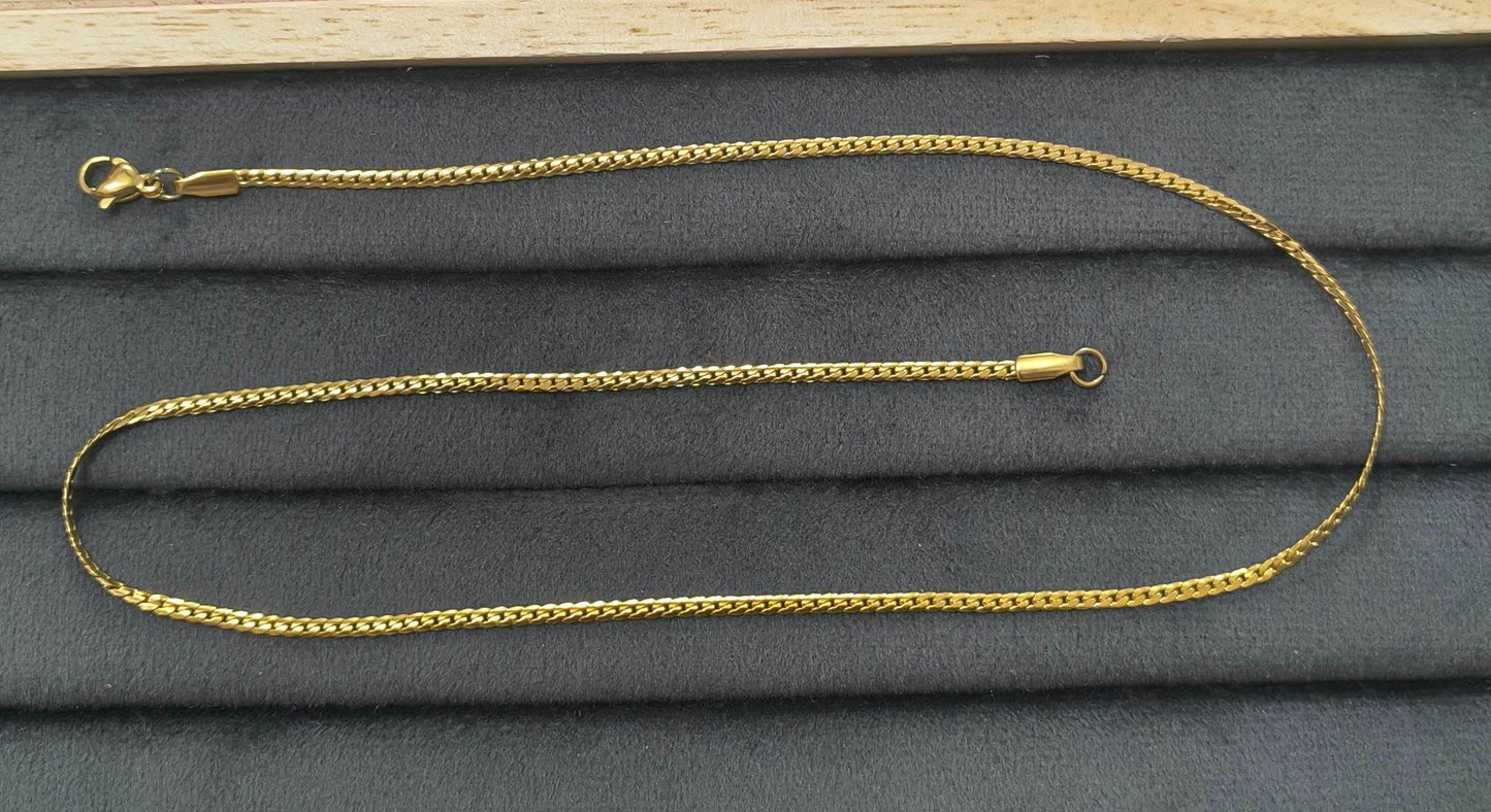 Anti Tarnish Necklace Classy Curb Chain 18K Gold Plated