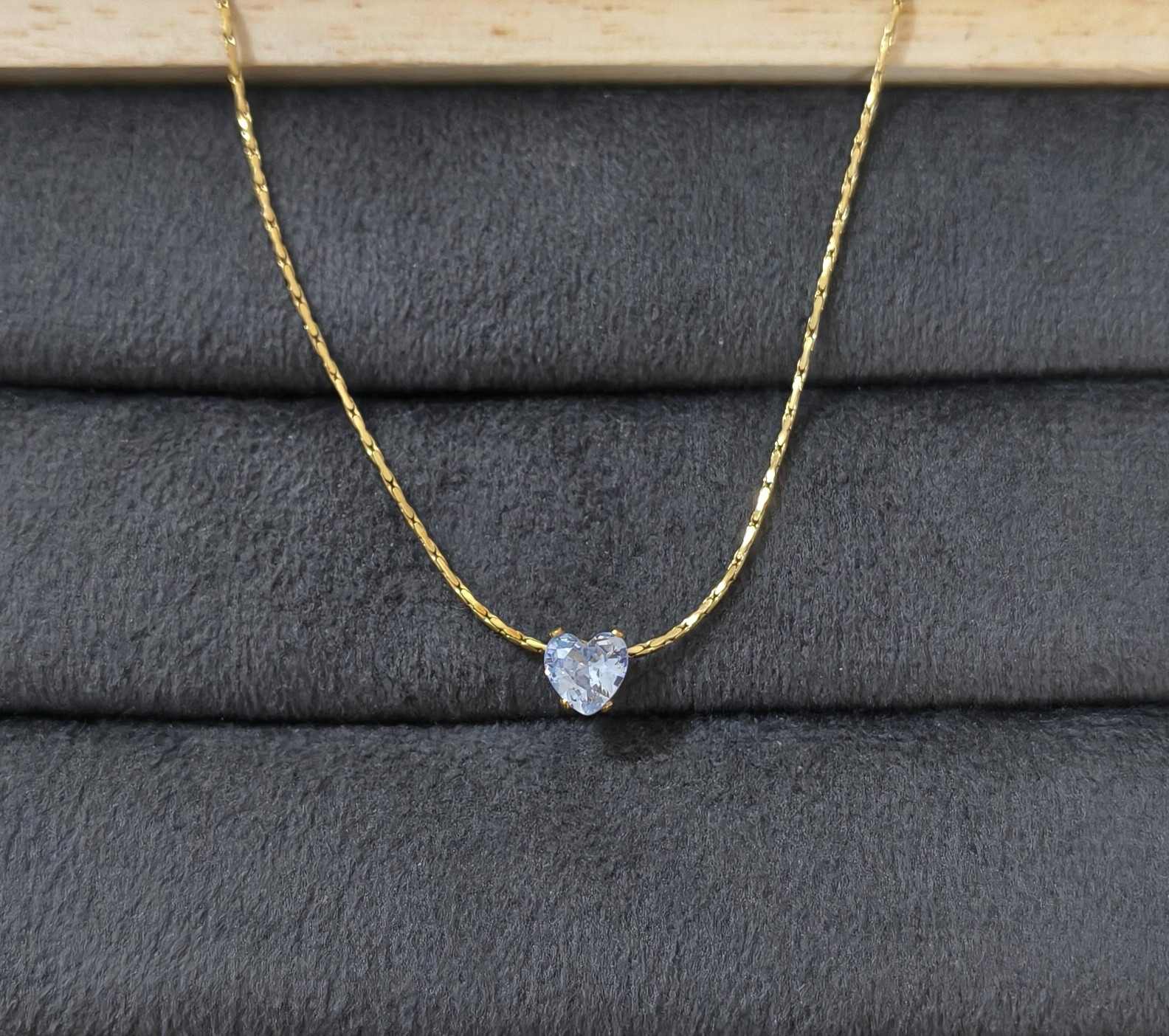 Anti Tarnish Necklace Dainty Heart Solitaire 18K Gold Plated
