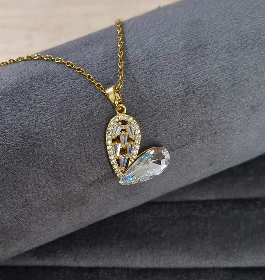 Anti Tarnish Necklace Diamond Heart Pendant 18K Gold Plated