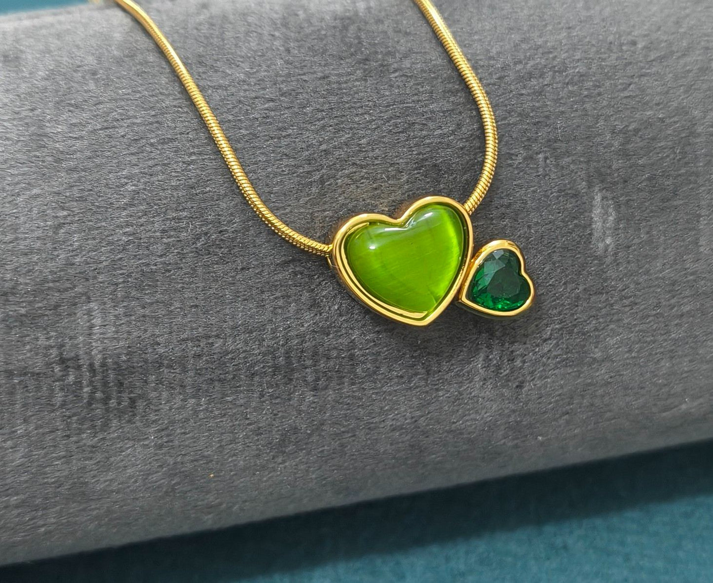 Anti Tarnish Necklace Emerald Double Hearts 18K Gold Plated