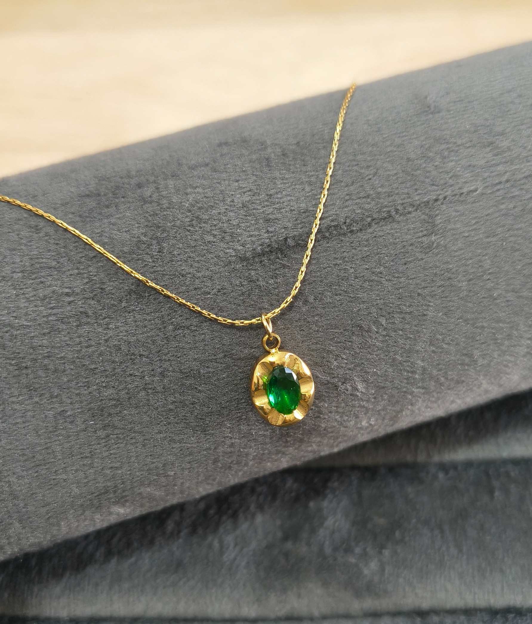 Anti Tarnish Necklace Emerald Green Pendant 18K Gold Plated