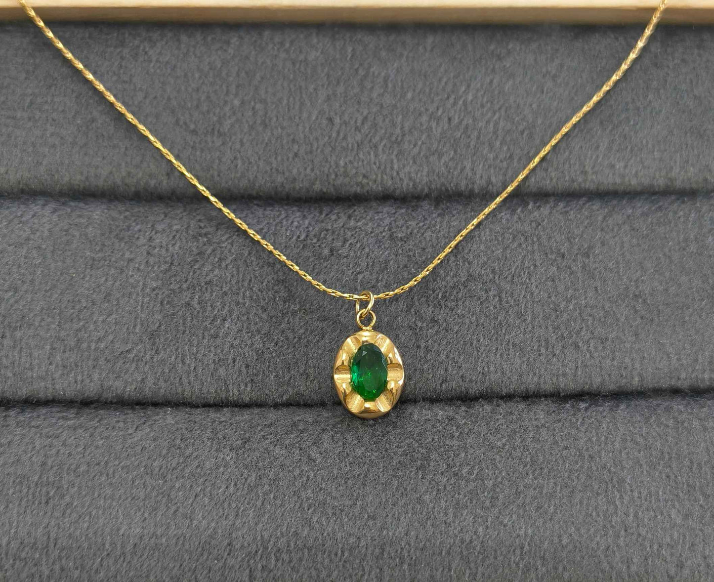 Anti Tarnish Necklace Emerald Green Pendant 18K Gold Plated