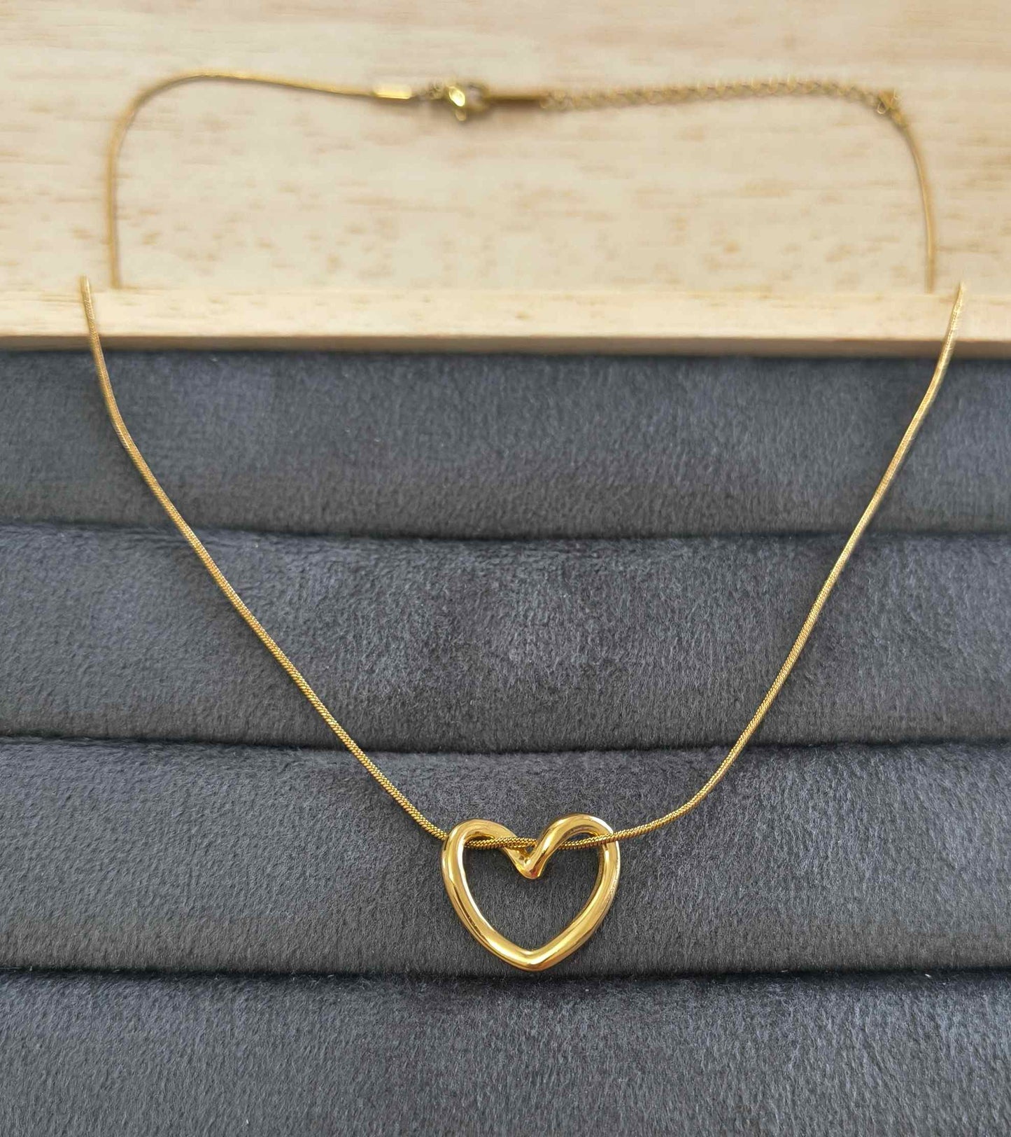 Anti Tarnish Necklace Hollow Heart Pendant 18K Gold Plated