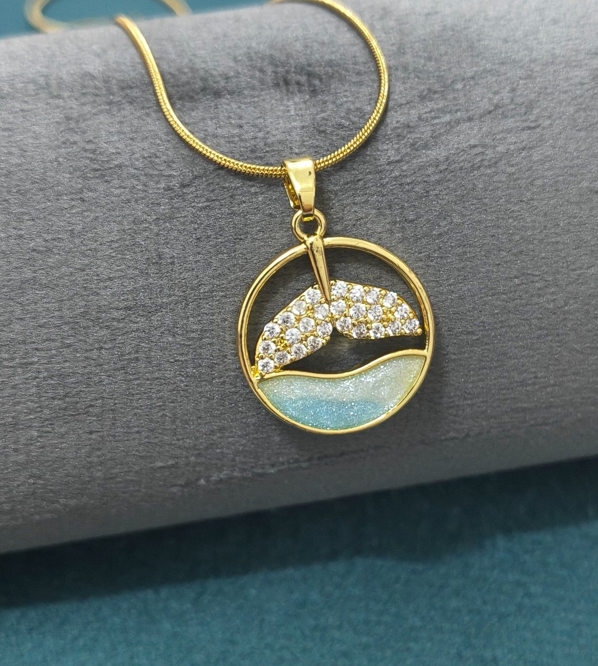 Anti Tarnish Necklace Ocean Fish Tail Pendant 18K Gold Plated