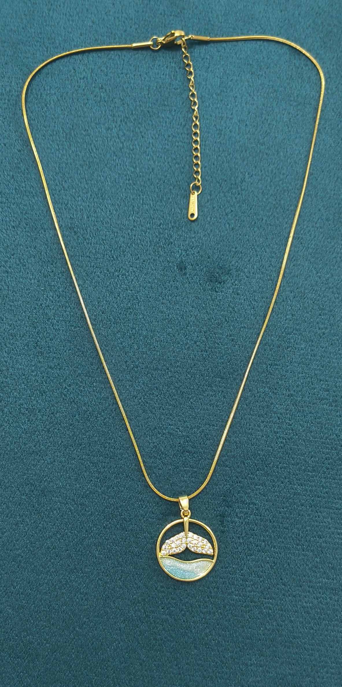 Anti Tarnish Necklace Ocean Fish Tail Pendant 18K Gold Plated