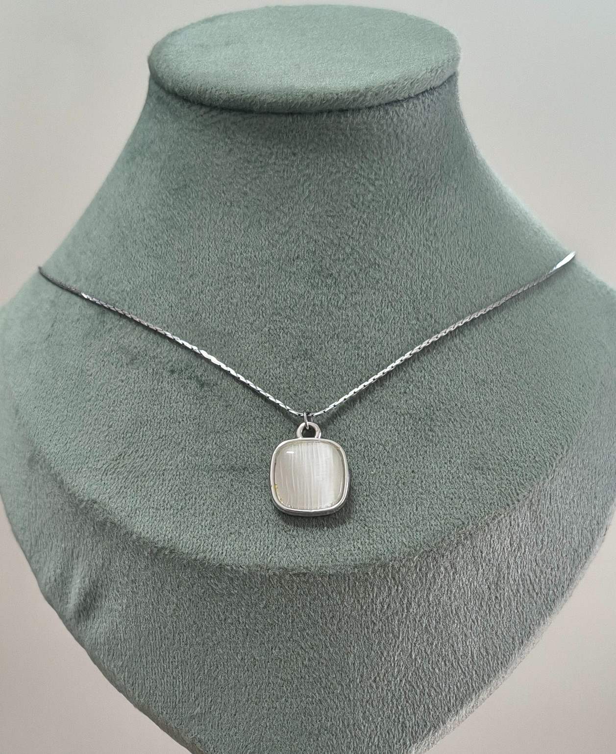 Anti Tarnish Necklace Square Pendant Chain Silver Plated