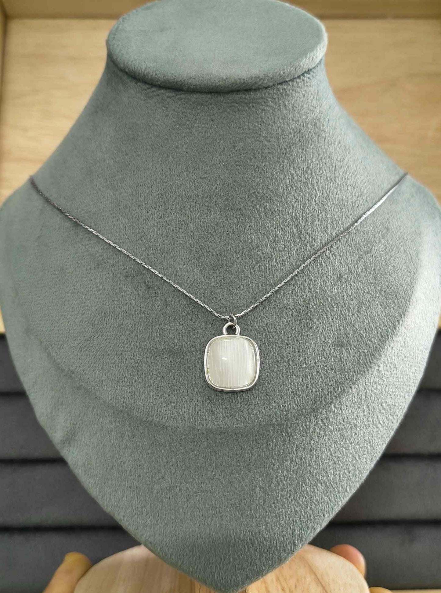 Anti Tarnish Necklace Square Pendant Chain Silver Plated