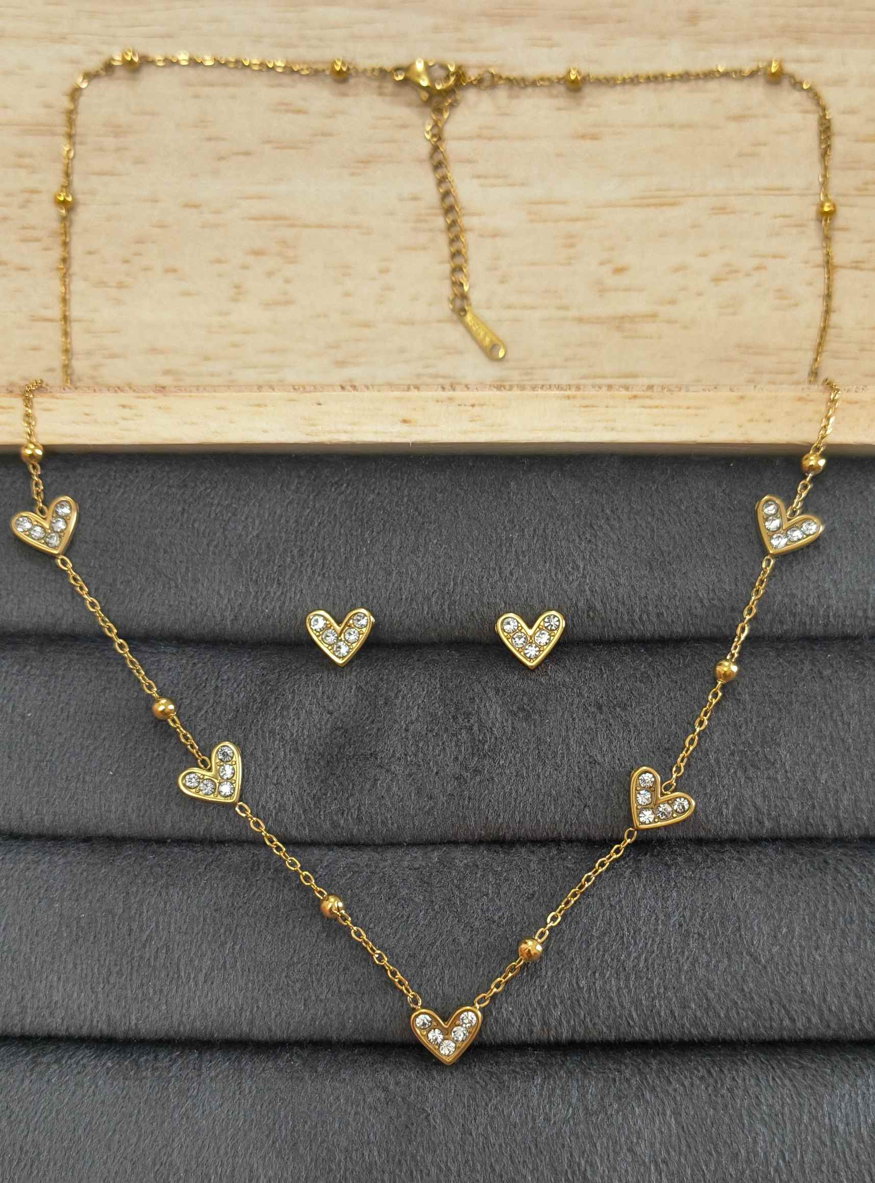 Anti Tarnish Necklace With Earrings Delicate Heart Set