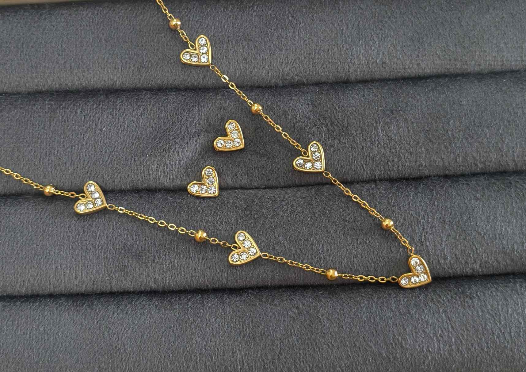 Anti Tarnish Necklace With Earrings Delicate Heart Set