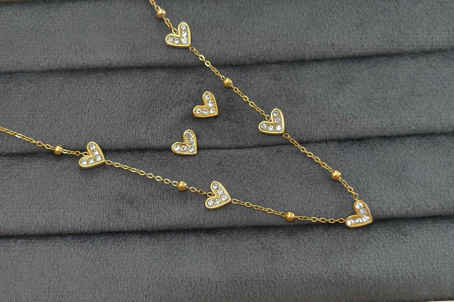 Anti Tarnish Necklace With Earrings Delicate Heart Set