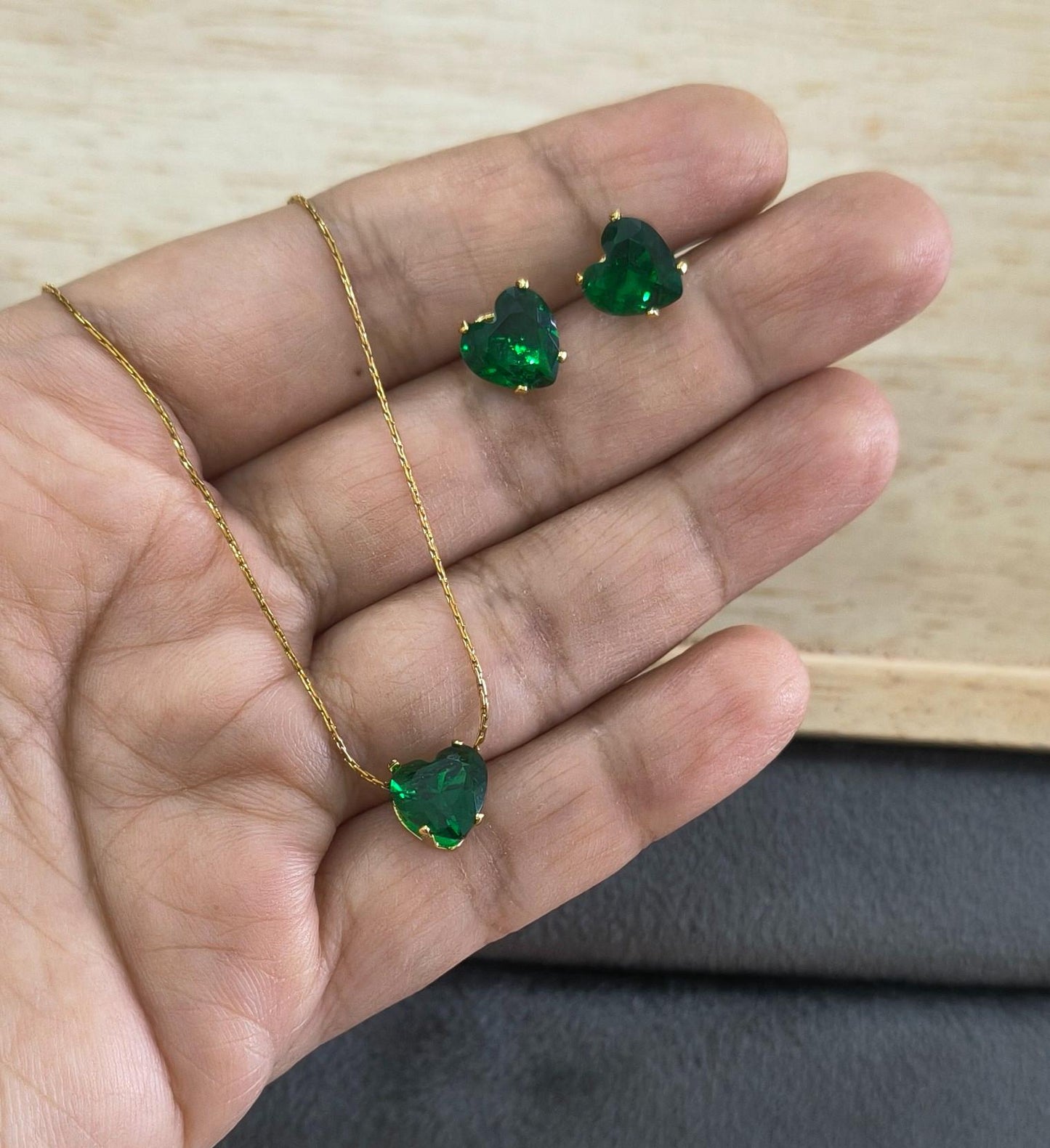 Anti Tarnish Necklace With Earrings Green Heart Stone Set