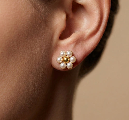 Anti Tarnish Pearl Flower Stud Earrings 18K Gold Plated