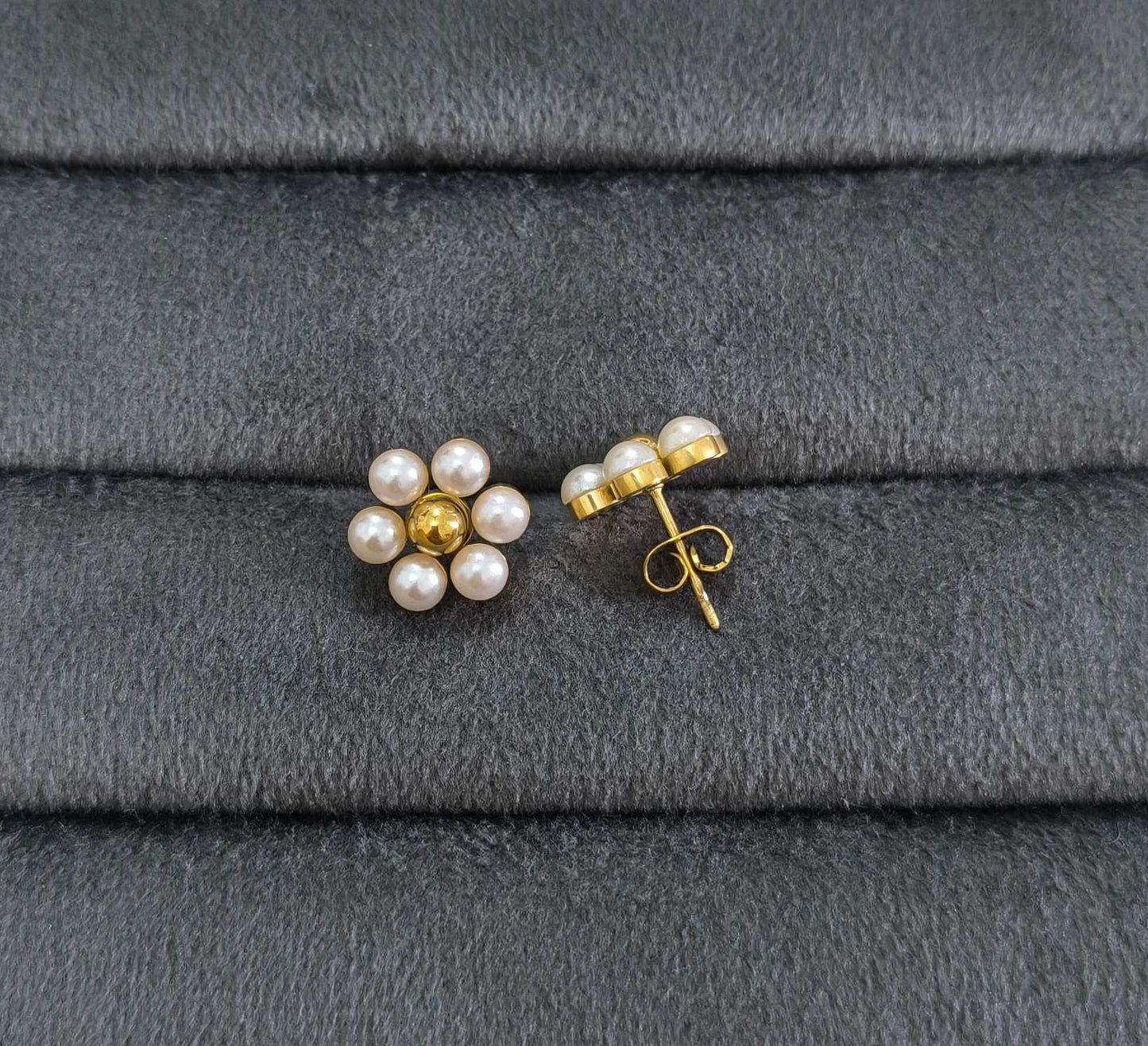 Anti Tarnish Pearl Flower Stud Earrings 18K Gold Plated