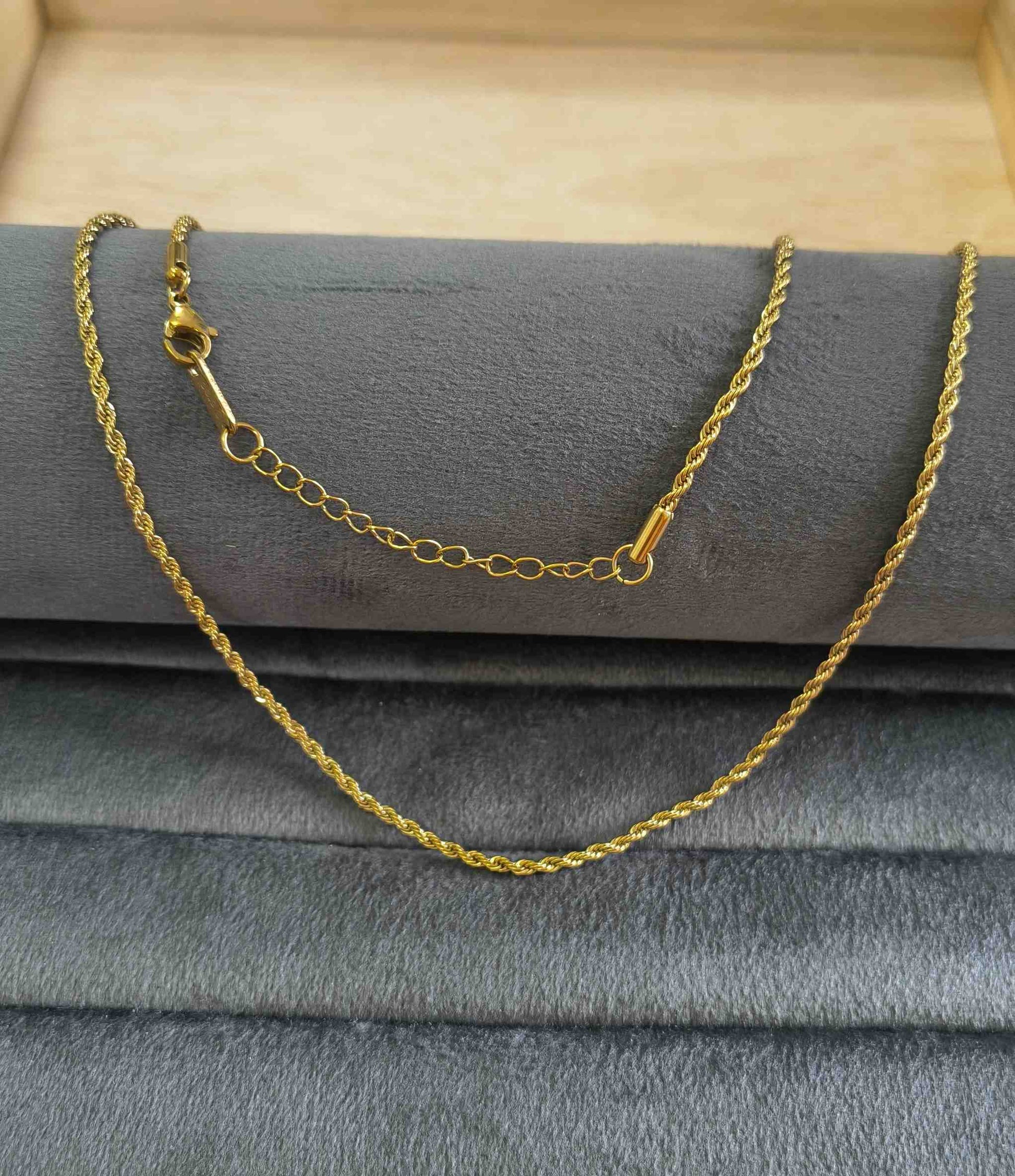 Anti Tarnish Plain Twisted Chain 18K Gold Plated