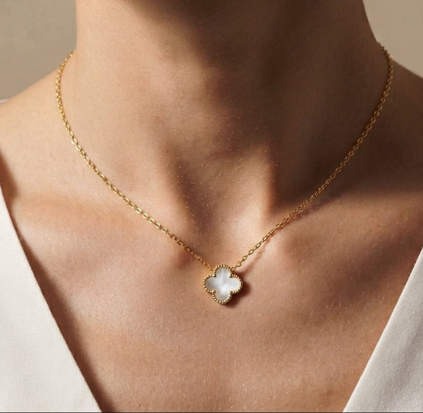 Anti Tarnish Reversible Clover Necklace 18K Gold Plated