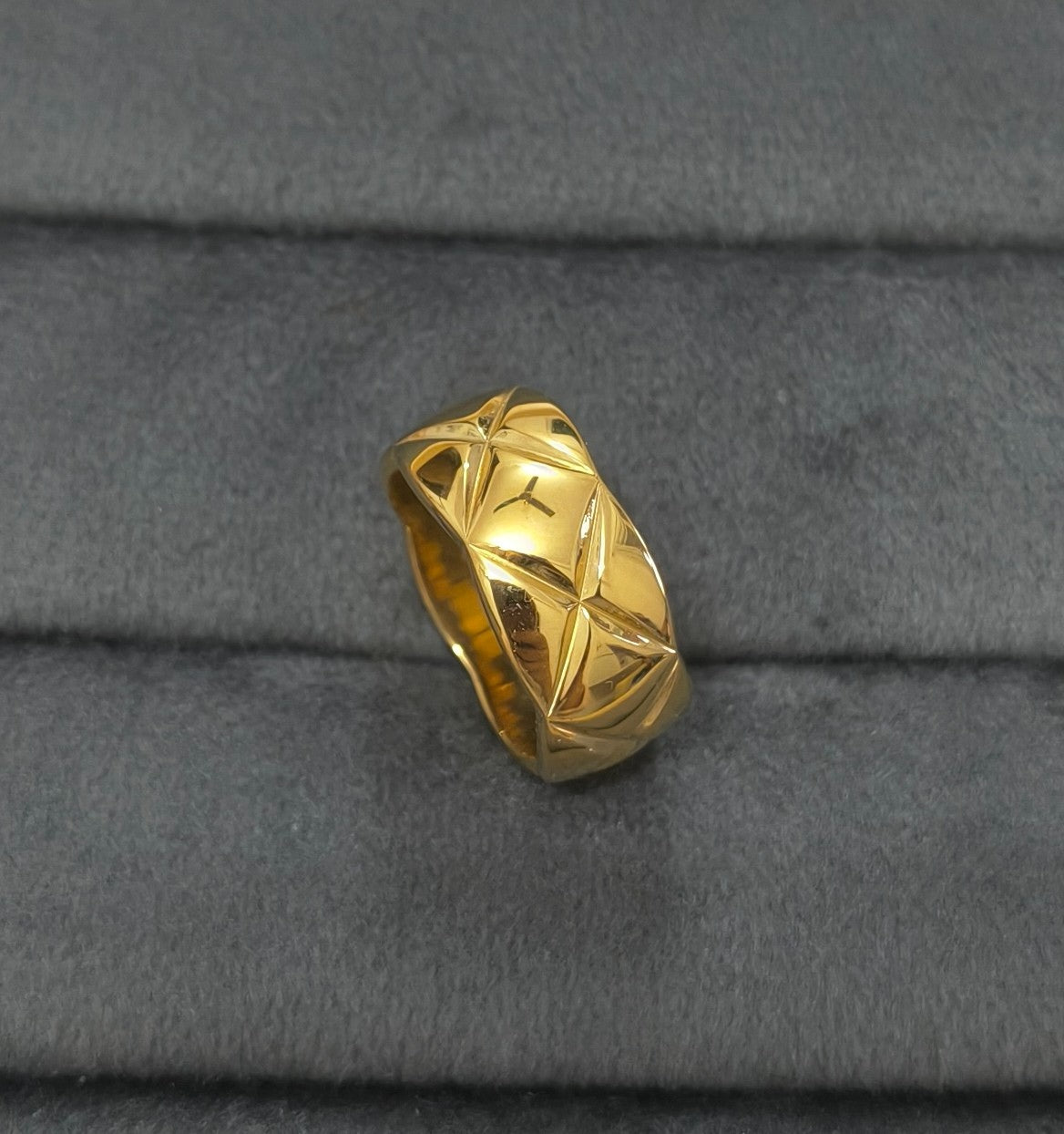 Anti Tarnish Ring Bold Coco Crush Unisex 18K Gold Plated