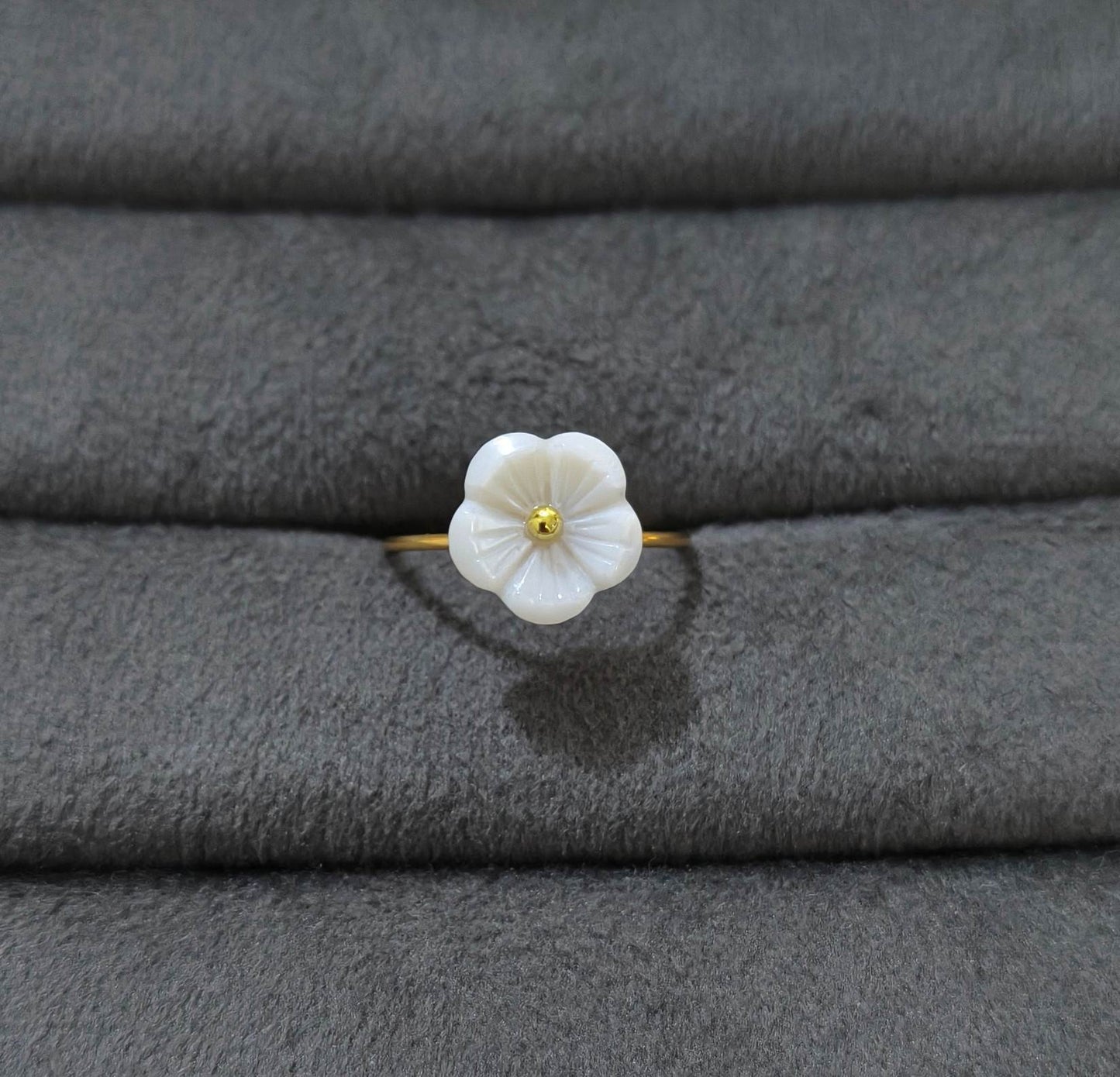 Anti Tarnish Ring Daisy White Floral 18K Gold Plated