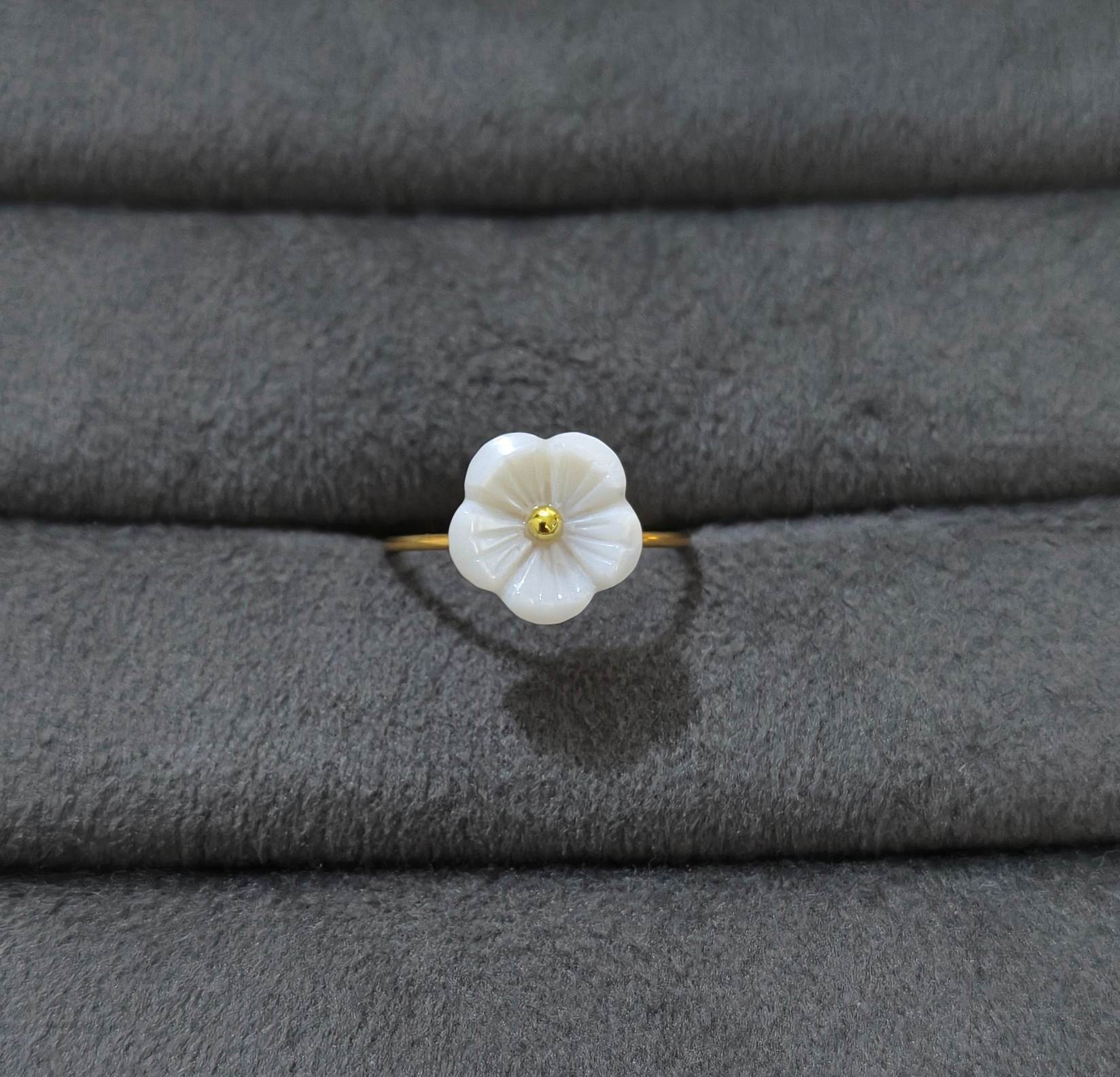 Anti Tarnish Ring Daisy White Floral 18K Gold Plated