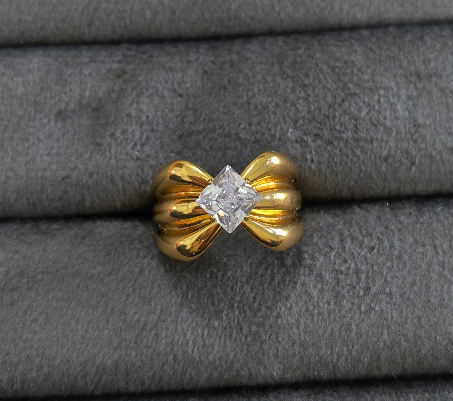 Anti Tarnish Ring Engagement Solitaire Ring 18K Gold Plated
