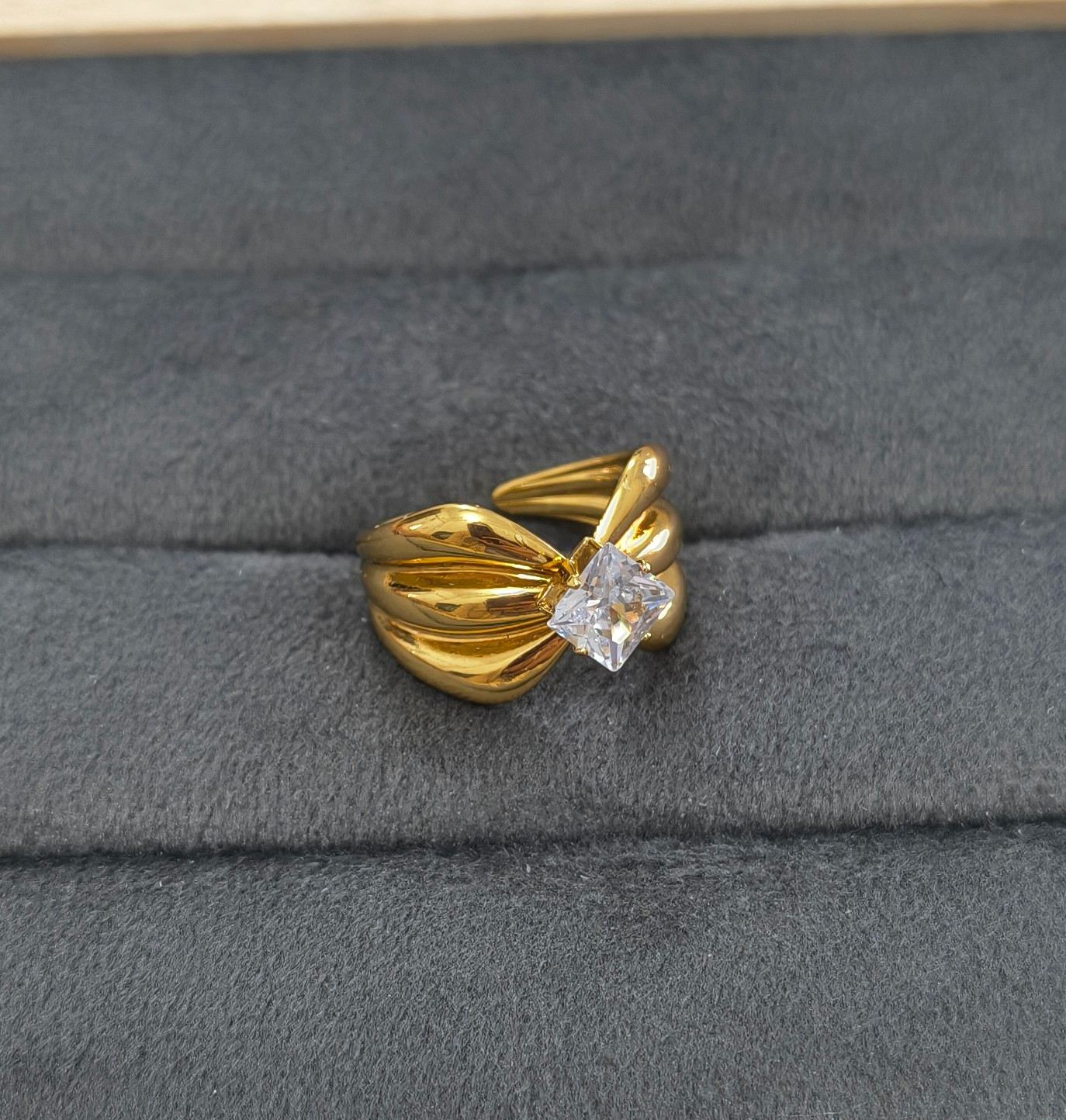 Anti Tarnish Ring Engagement Solitaire Ring 18K Gold Plated