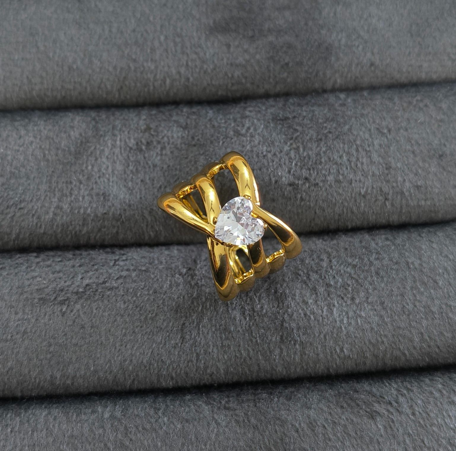 Anti Tarnish Ring Heart Solitaire Ring 18K Gold Plated