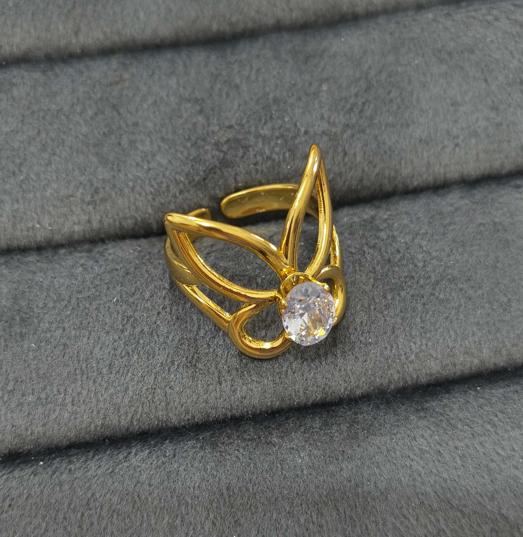 Anti Tarnish Ring Hollow Butterfly Solitaire 18K Gold Plated