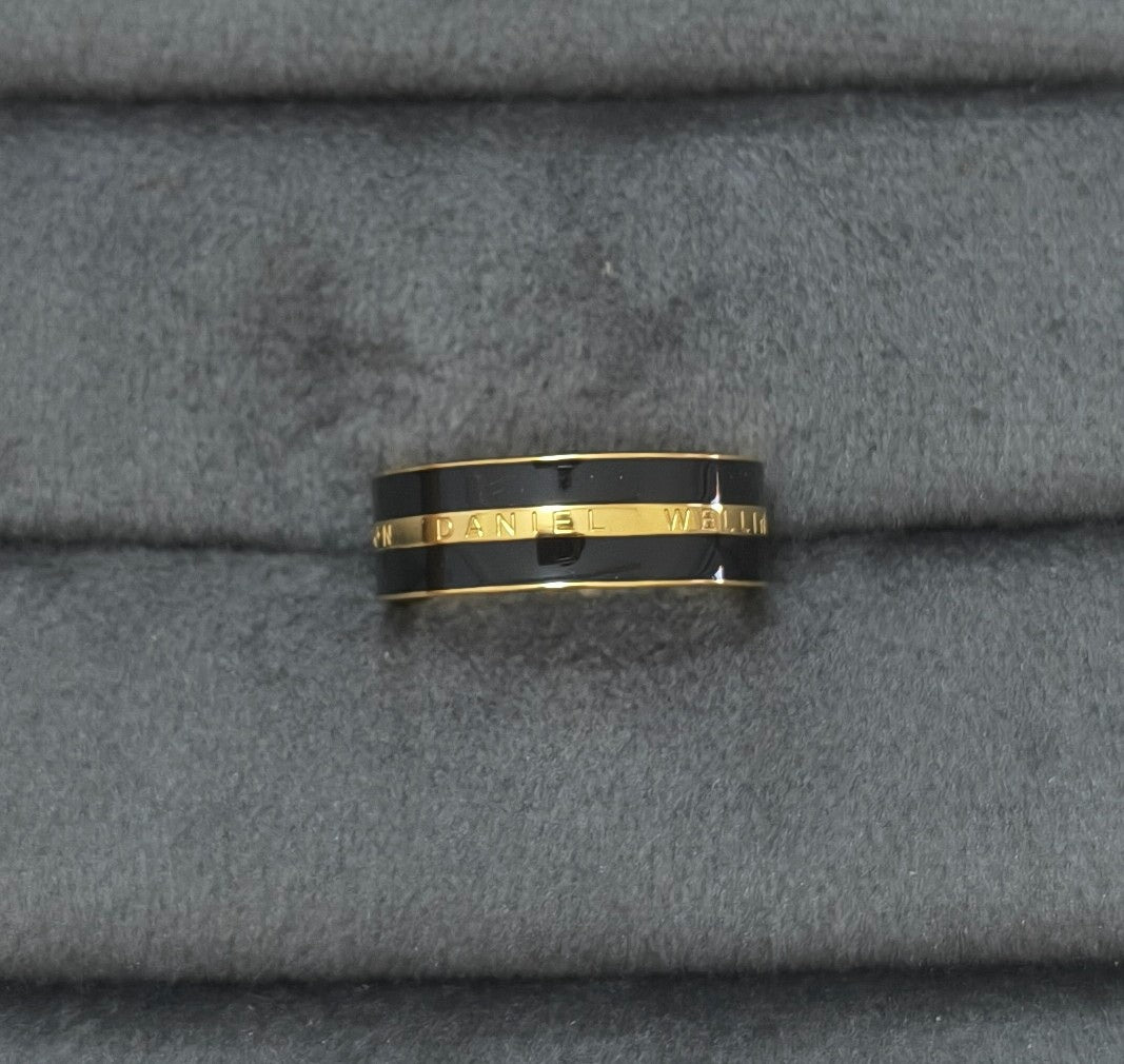 Anti Tarnish Ring Infinite Black Ring Unisex 18K Gold Plated