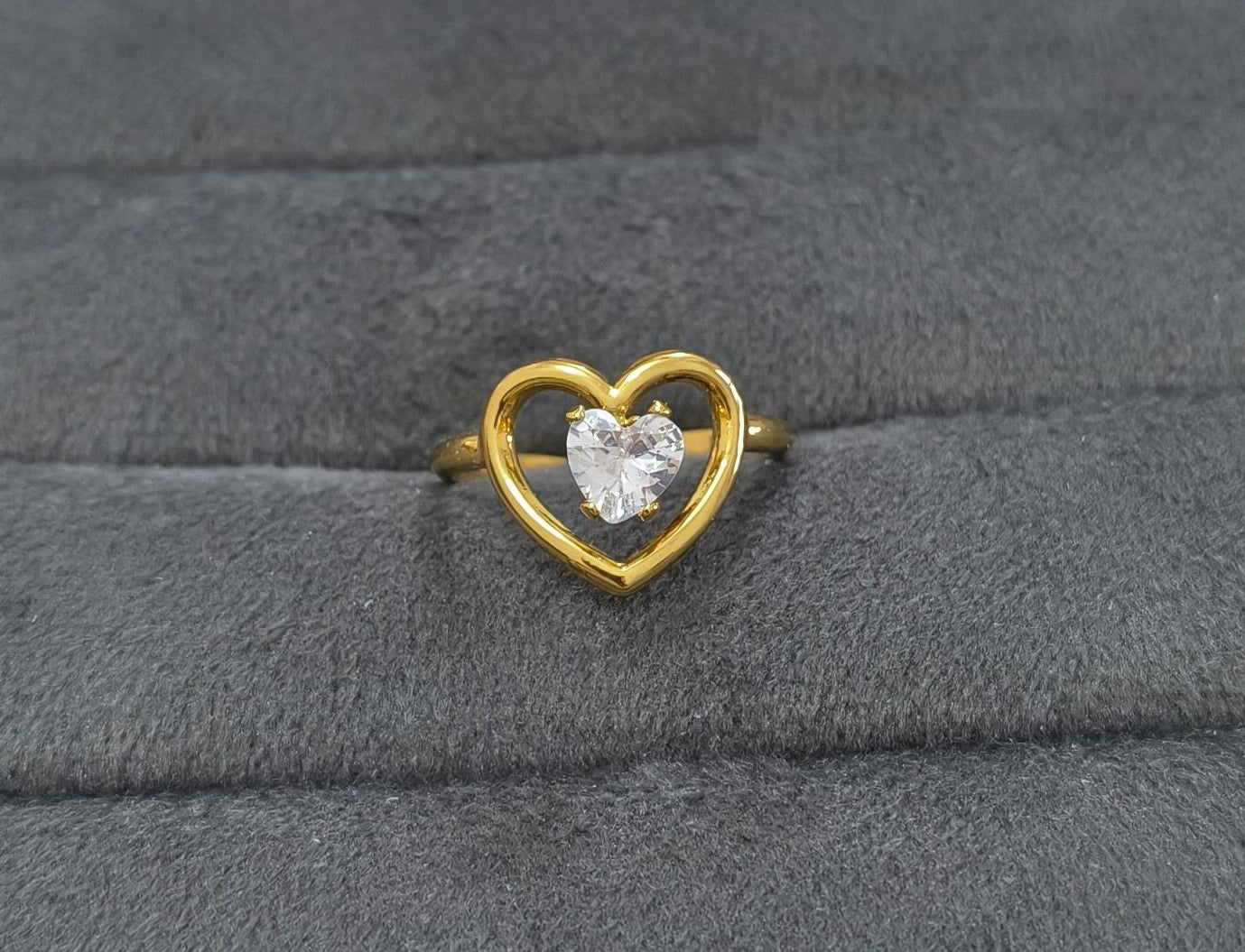 Anti Tarnish Ring Love Solitaire Ring 18K Gold Plated