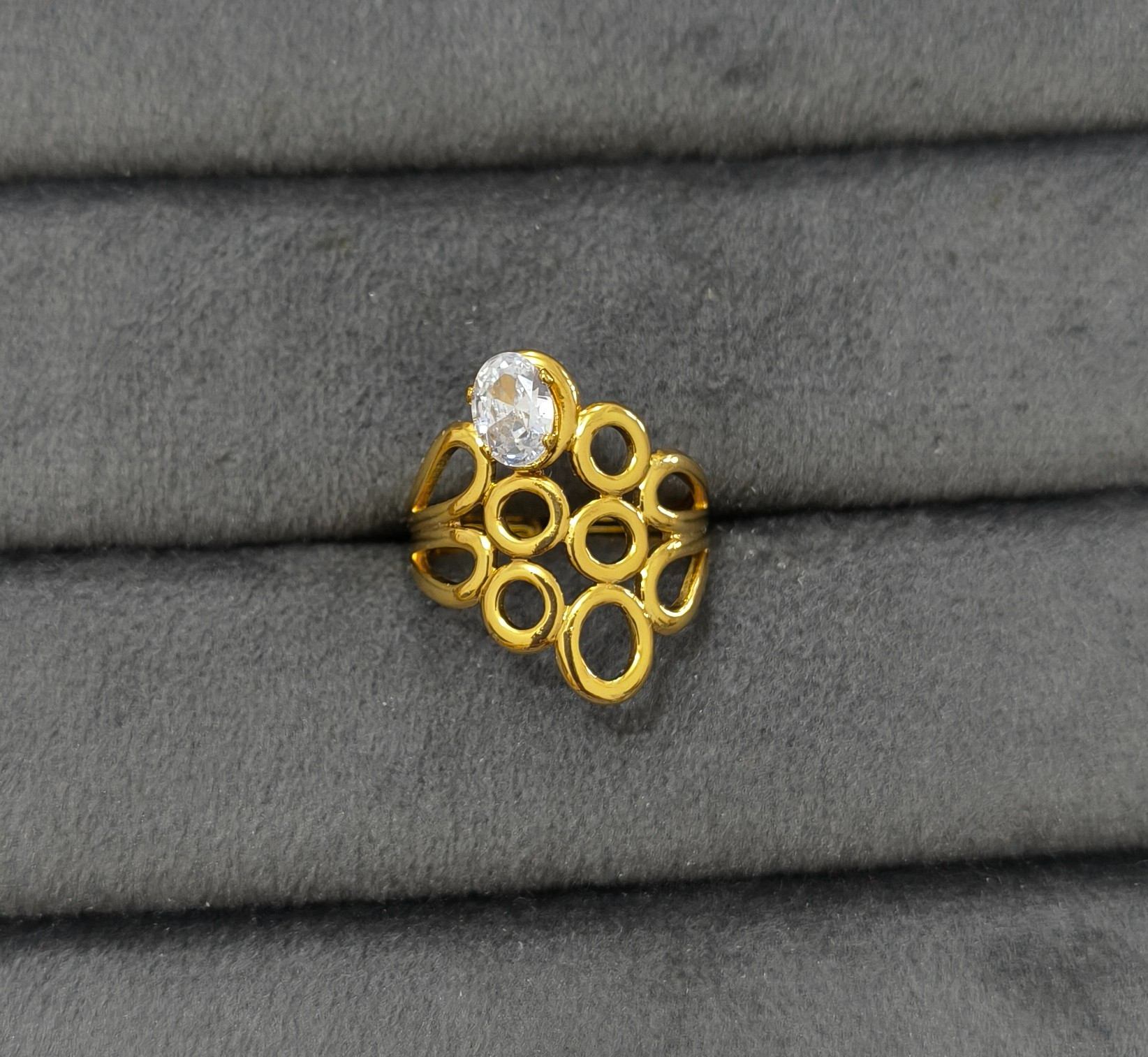 Anti Tarnish Ring Mesh Circle Solitaire Ring 18K Gold Plated