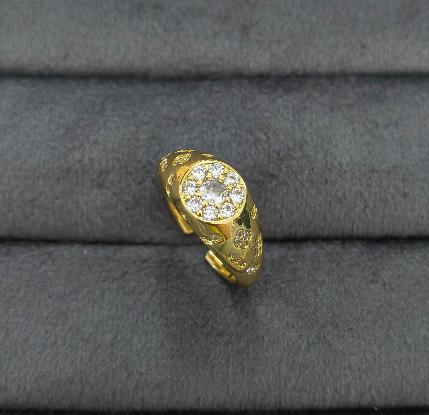 Anti Tarnish Ring Rich Look Diamond 18K Gold Plated
