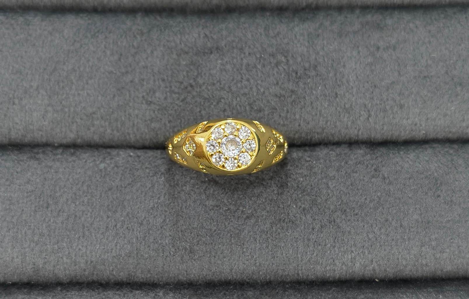 Anti Tarnish Ring Rich Look Diamond 18K Gold Plated