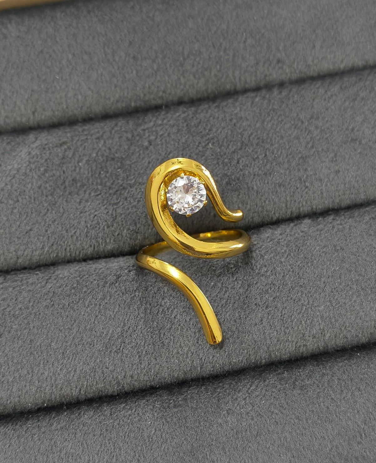 Anti Tarnish Ring Spiral Solitaire Ring 18K Gold Plated