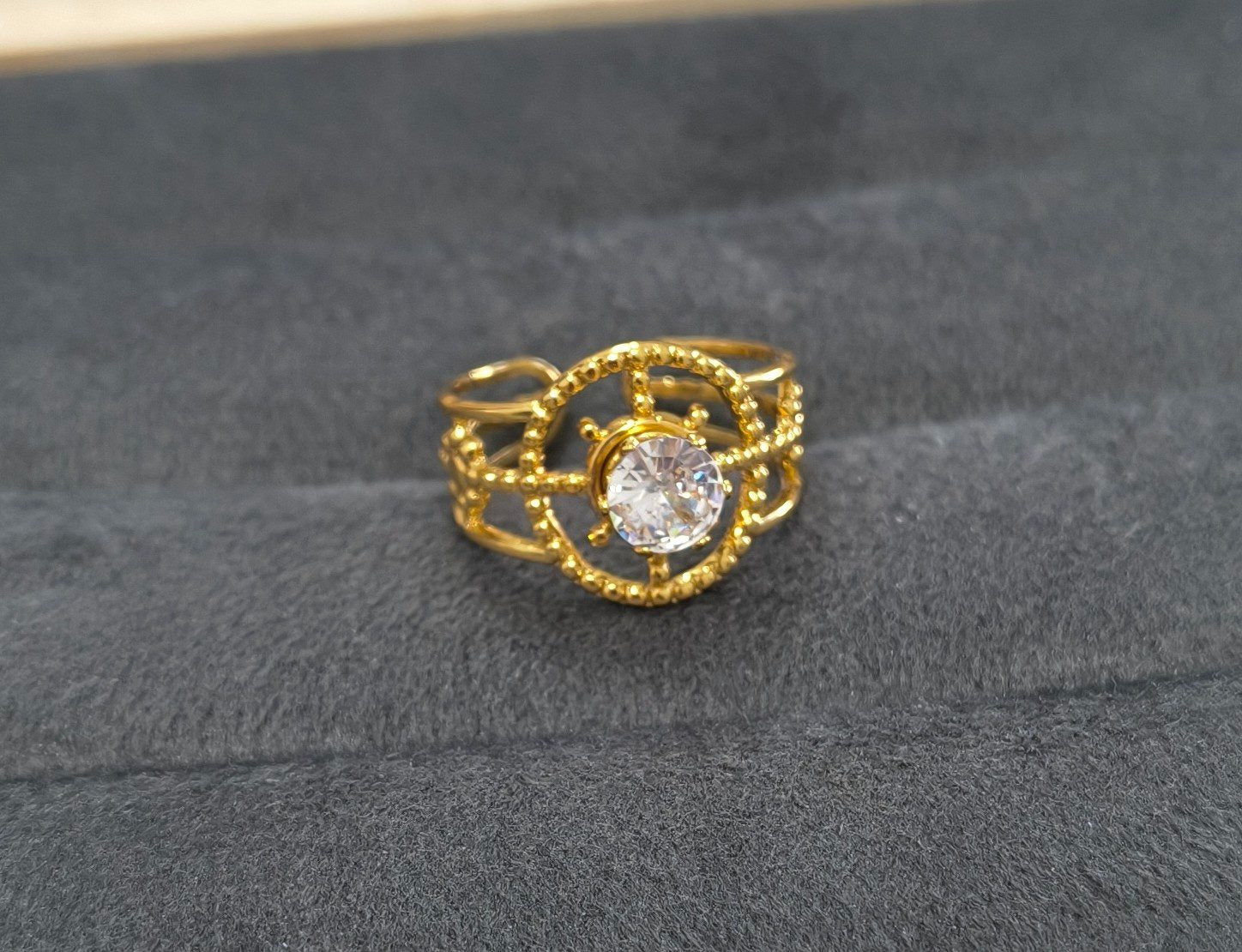 Anti Tarnish Ring Steering Solitaire Ring 18K Gold Plated