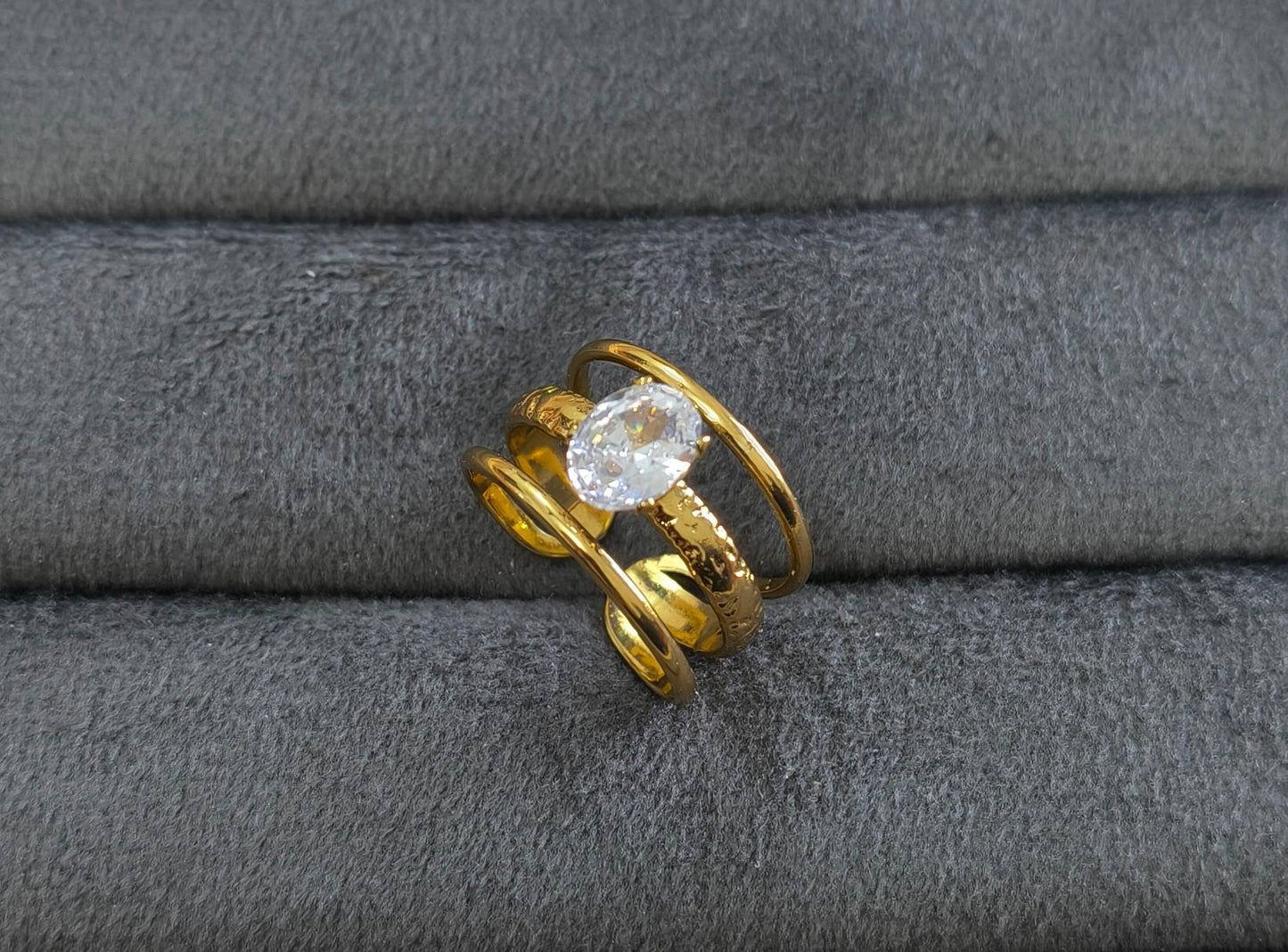 Anti Tarnish Ring The Elegance Solitaire Ring 18K Gold Plated