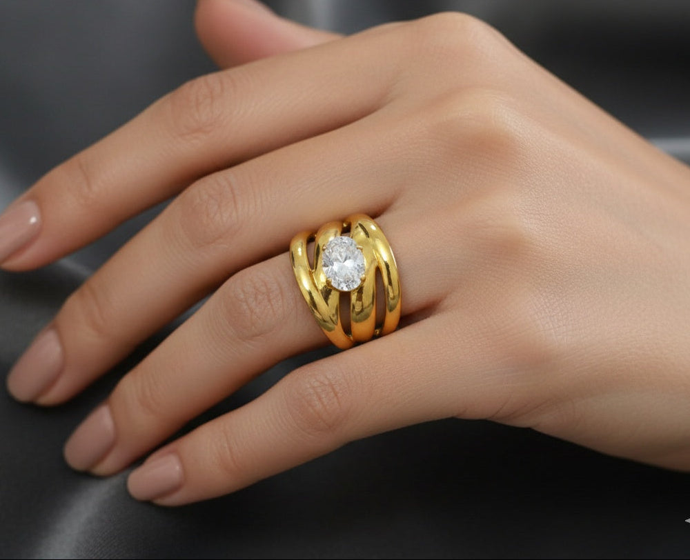 Anti Tarnish Ring The Helix Solitaire 18K Gold Plated